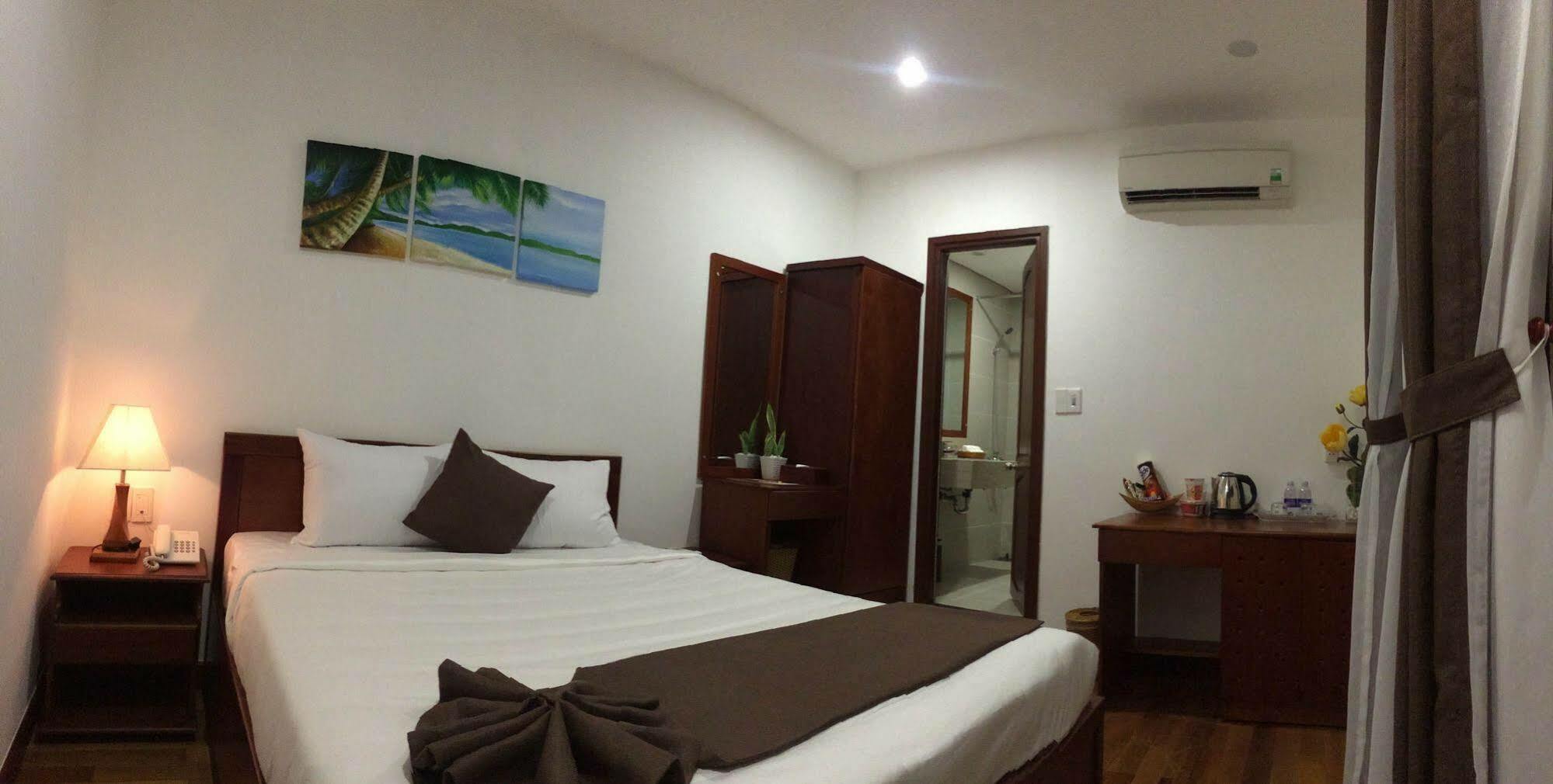 Ocean Flower Hotel Da Nang Zewnętrze zdjęcie